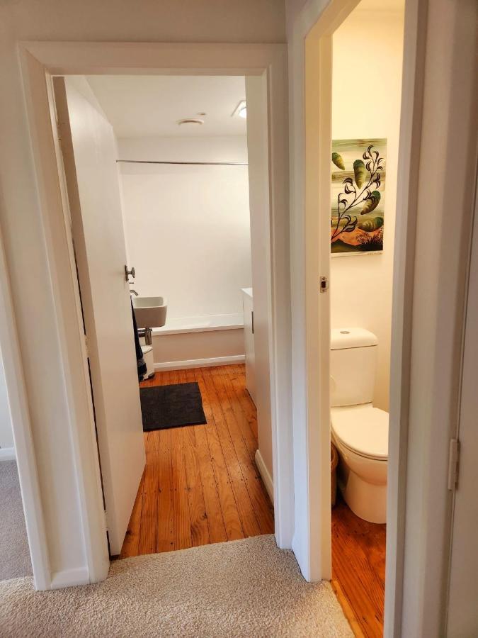 Abode On Abbott Apartment Уелингтън Екстериор снимка